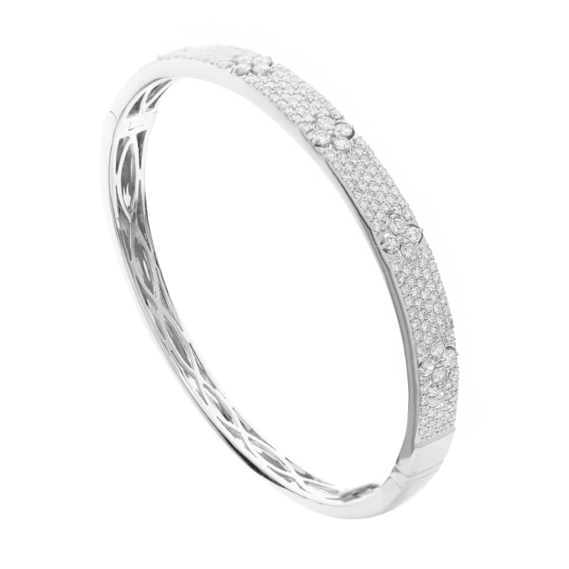 18K White Gold 2.42Ctw Quatre Bracelet 212D 19Gr