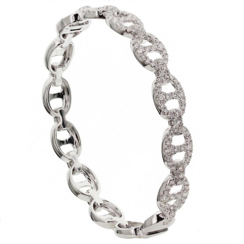 18K Yellow Gold 2.25D Hrse Bit Bracelet 117