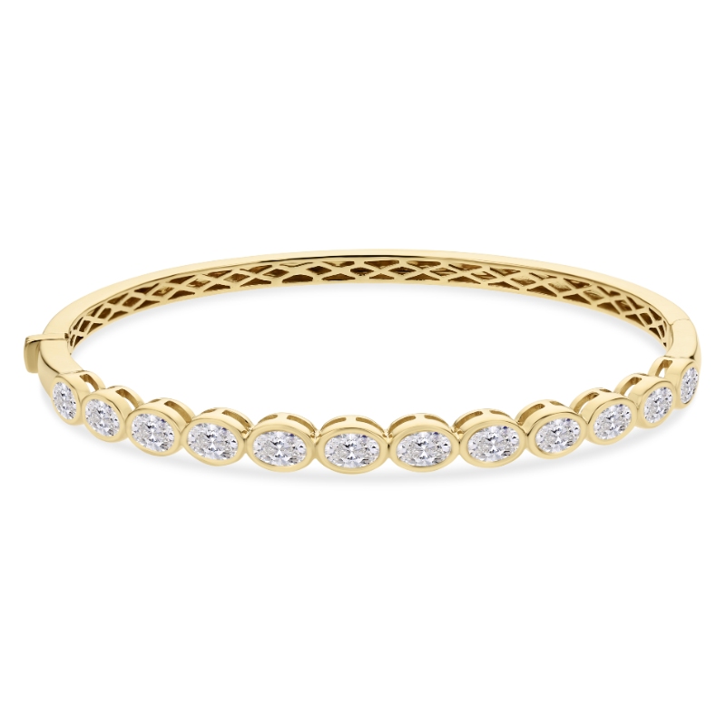 18K Yellow Gold 12Ov=3.10 Hi Vs2 Diamond Bangle